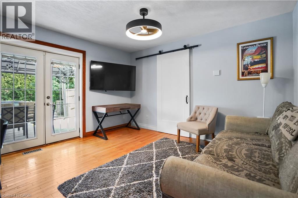 Photo 33 of 616 Rummelhardt Drive, Waterloo ON