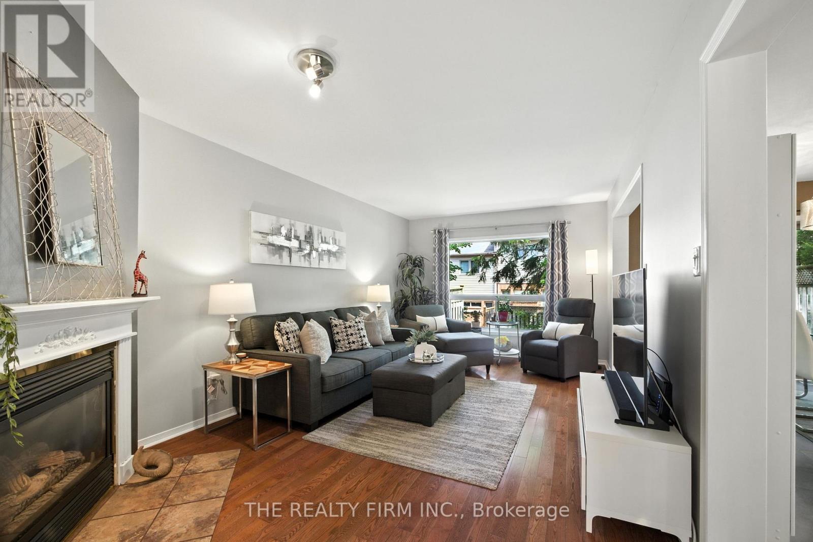 Photo 10 of 52 1100 Byron Baseline Road, London South ON