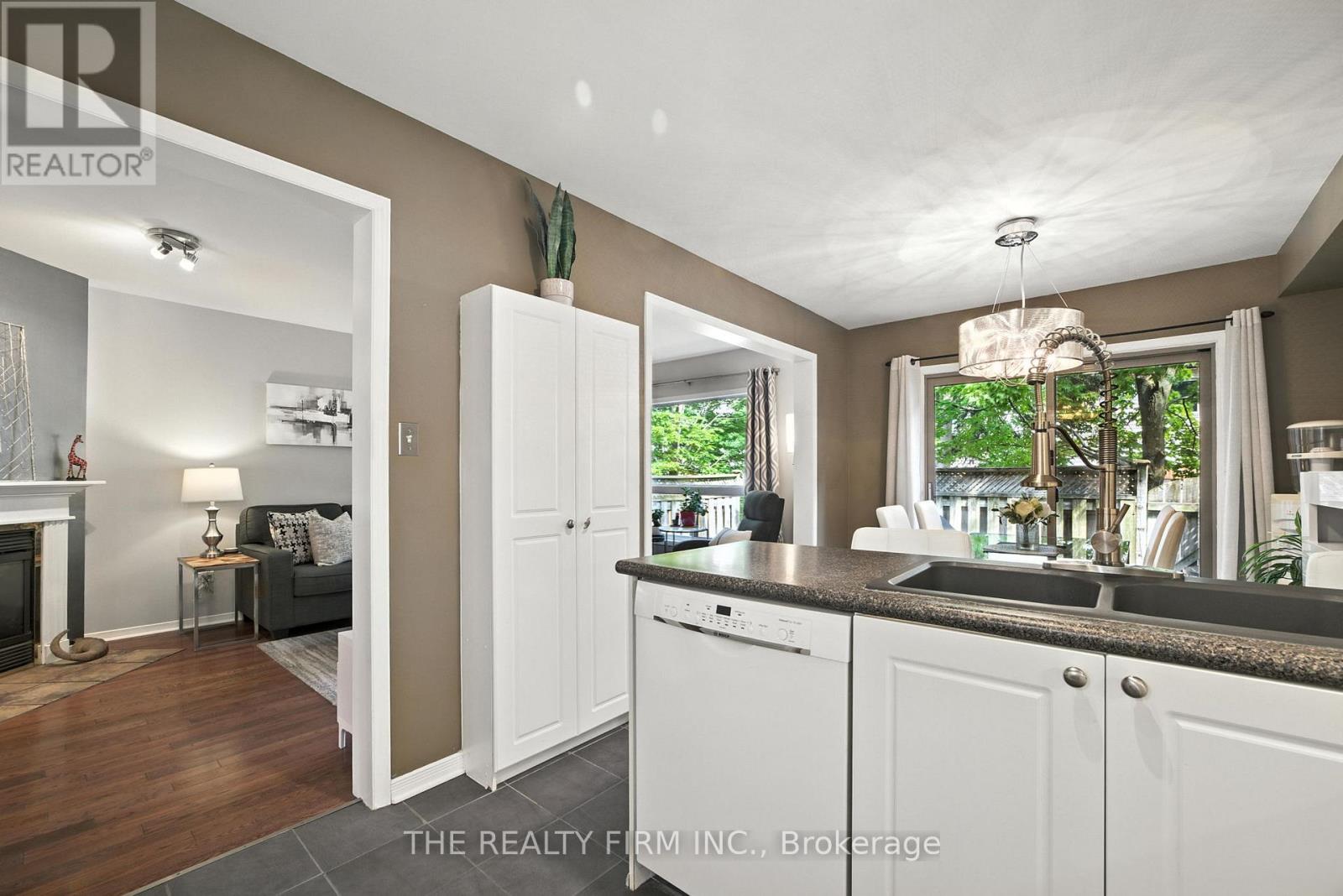 Photo 17 of 52 1100 Byron Baseline Road, London South ON