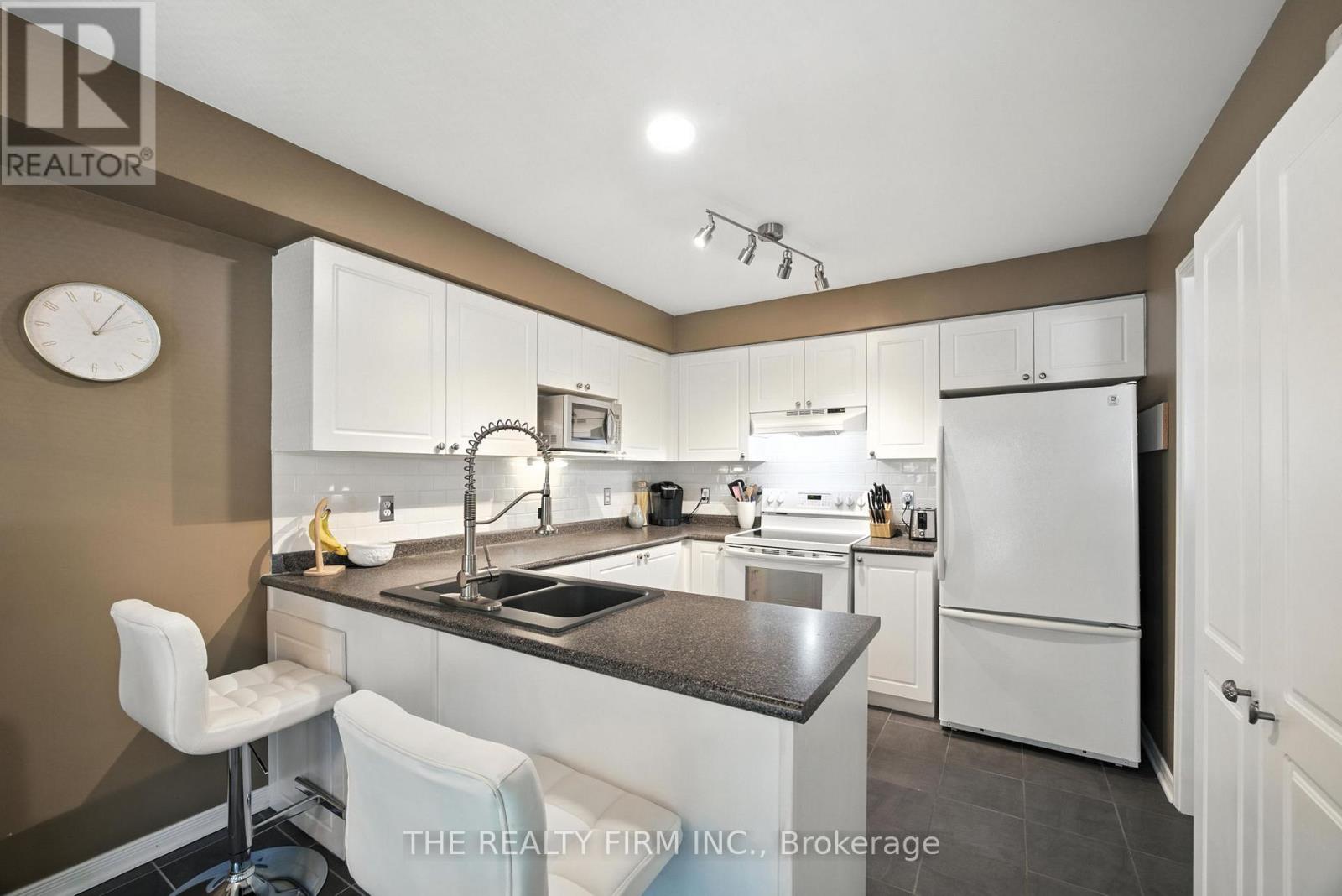 Photo 19 of 52 1100 Byron Baseline Road, London South ON
