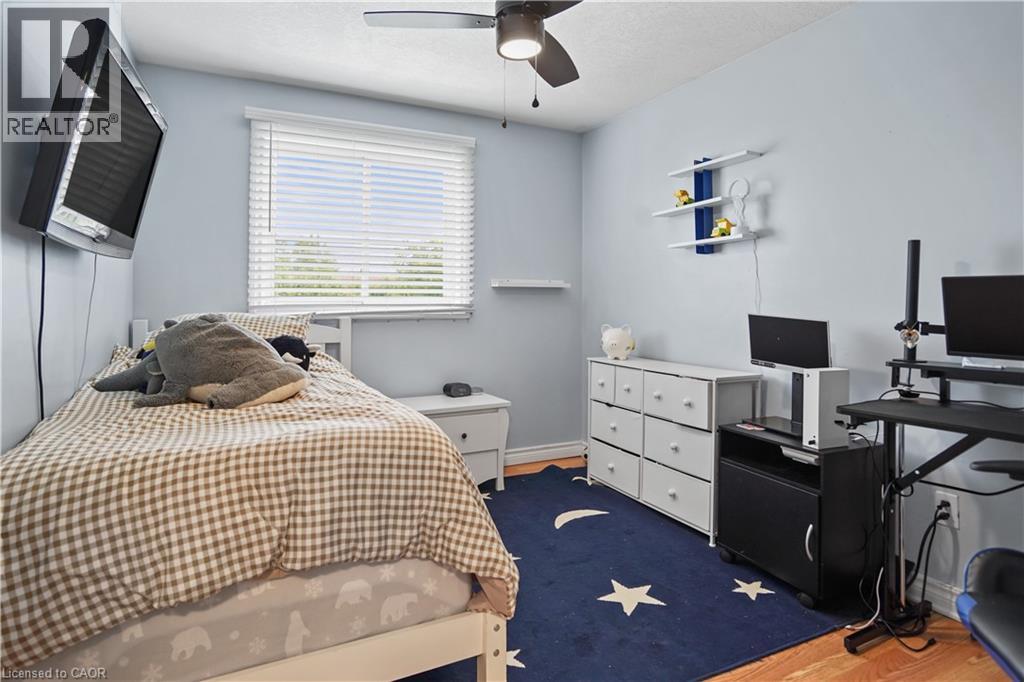 Photo 37 of 616 Rummelhardt Drive, Waterloo ON