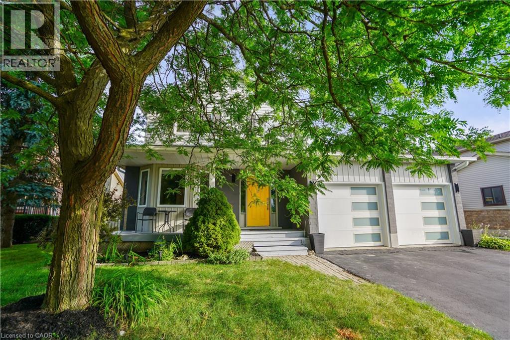 Photo 14 of 616 Rummelhardt Drive, Waterloo ON