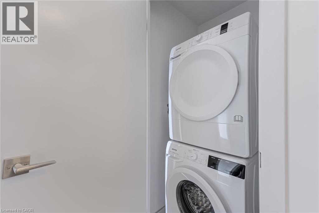 Photo 30 of 159 Wellesley Street Unit 708, Toronto ON