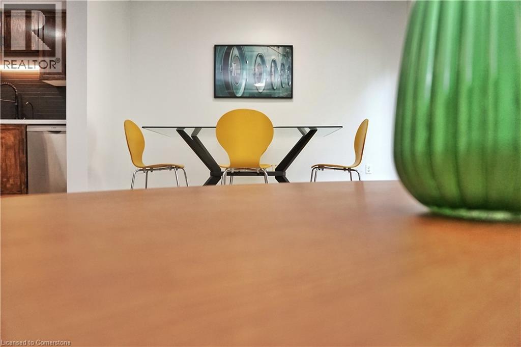 Photo 45 of 470 Annapolis Court, Waterloo ON