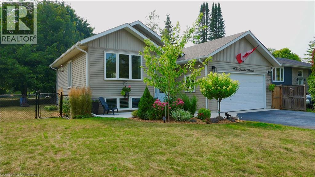 Photo 3 of 1680 Timmins Avenue, Innisfil ON