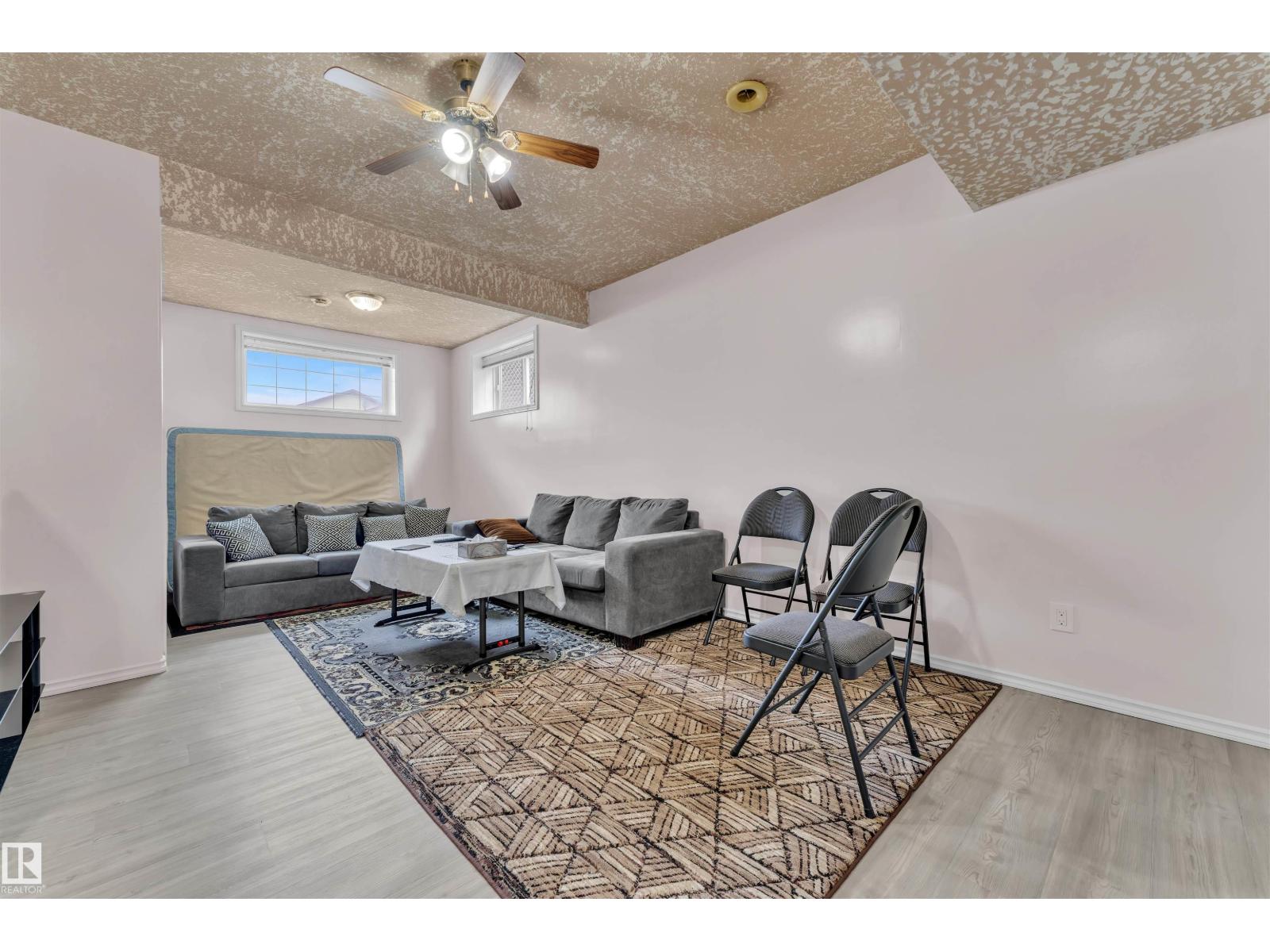 Photo 26 of 723 Kirkness Rd Nw, Edmonton AB
