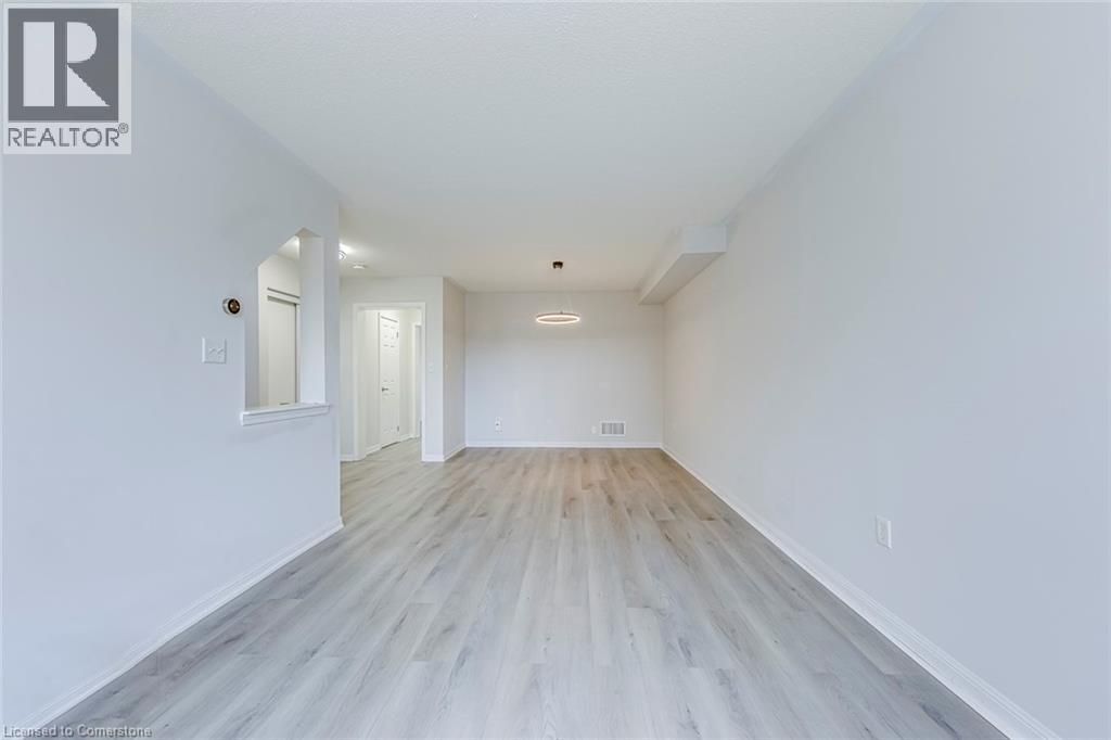 Photo 27 of 2872 Garnethill Way, Oakville ON