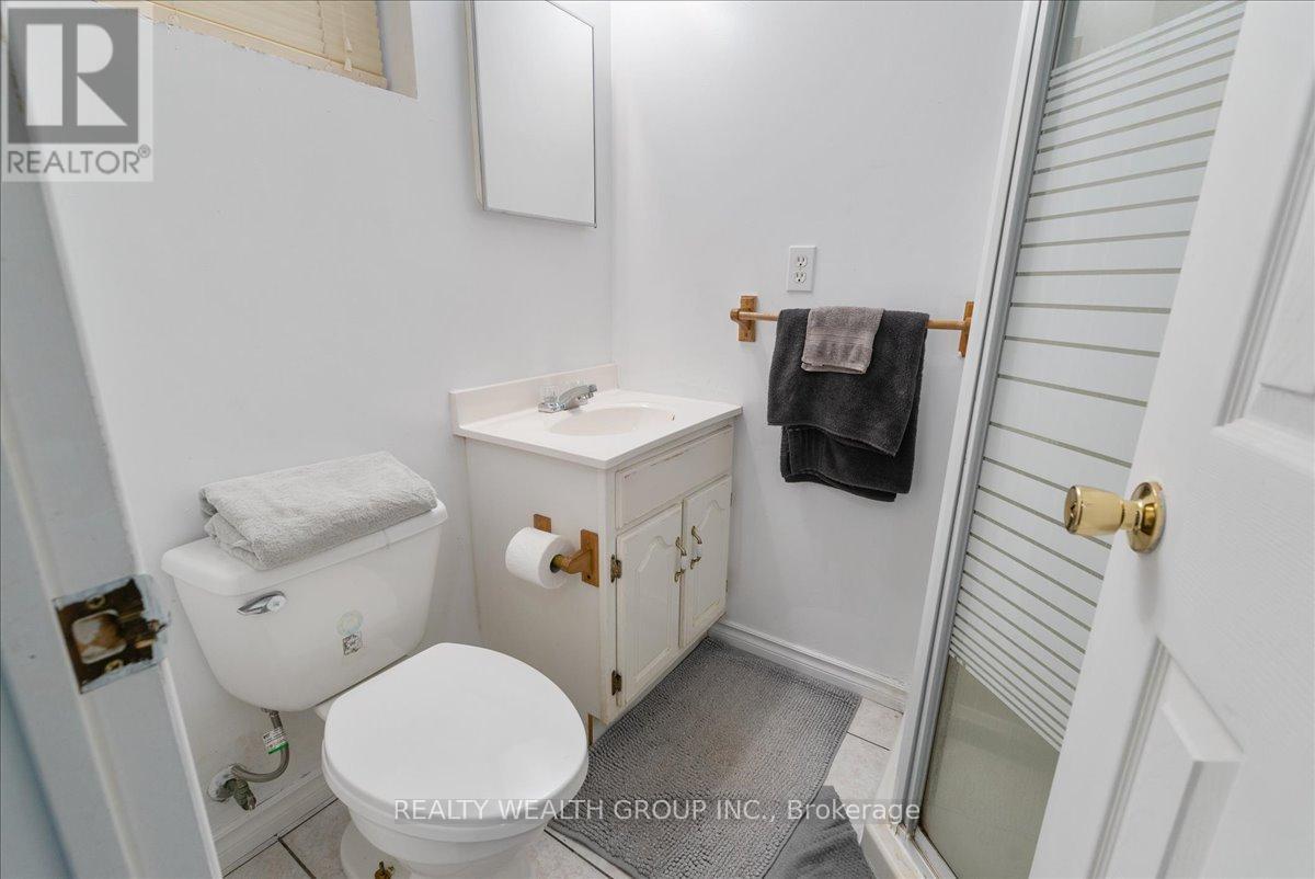 Photo 20 of 53 Northfield Road, Toronto ON