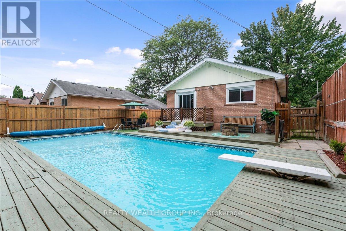 Photo 13 of 53 Northfield Road, Toronto ON