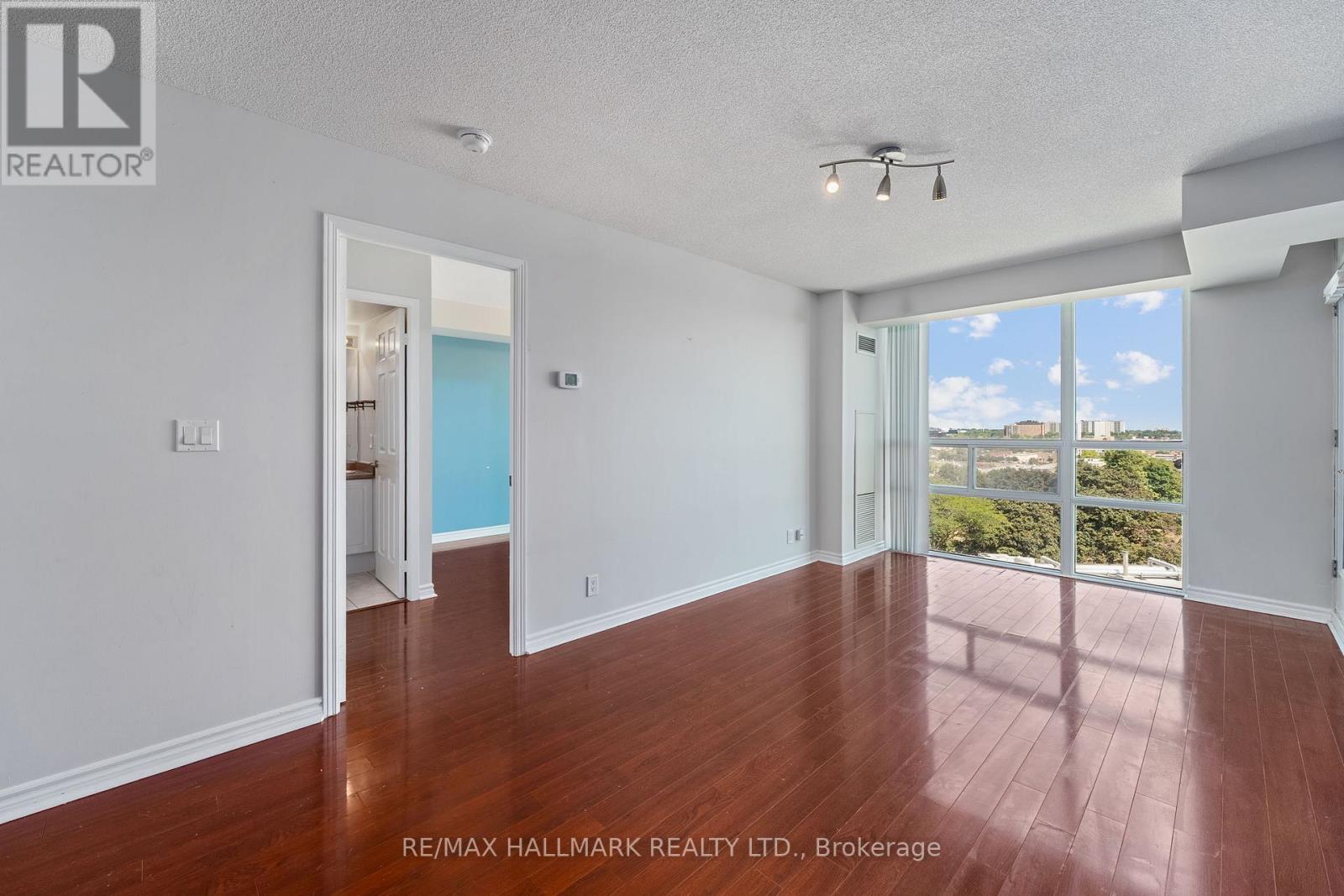 Photo 23 of 909 68 Grangeway Avenue, Toronto ON