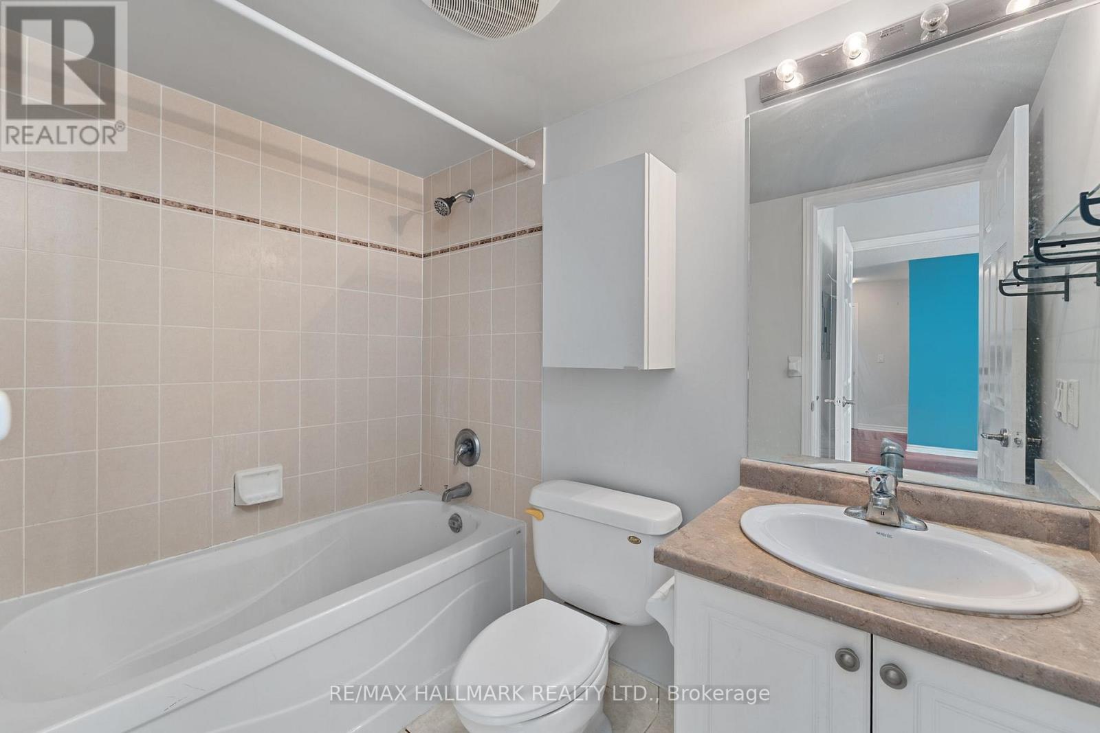 Photo 43 of 909 68 Grangeway Avenue, Toronto ON