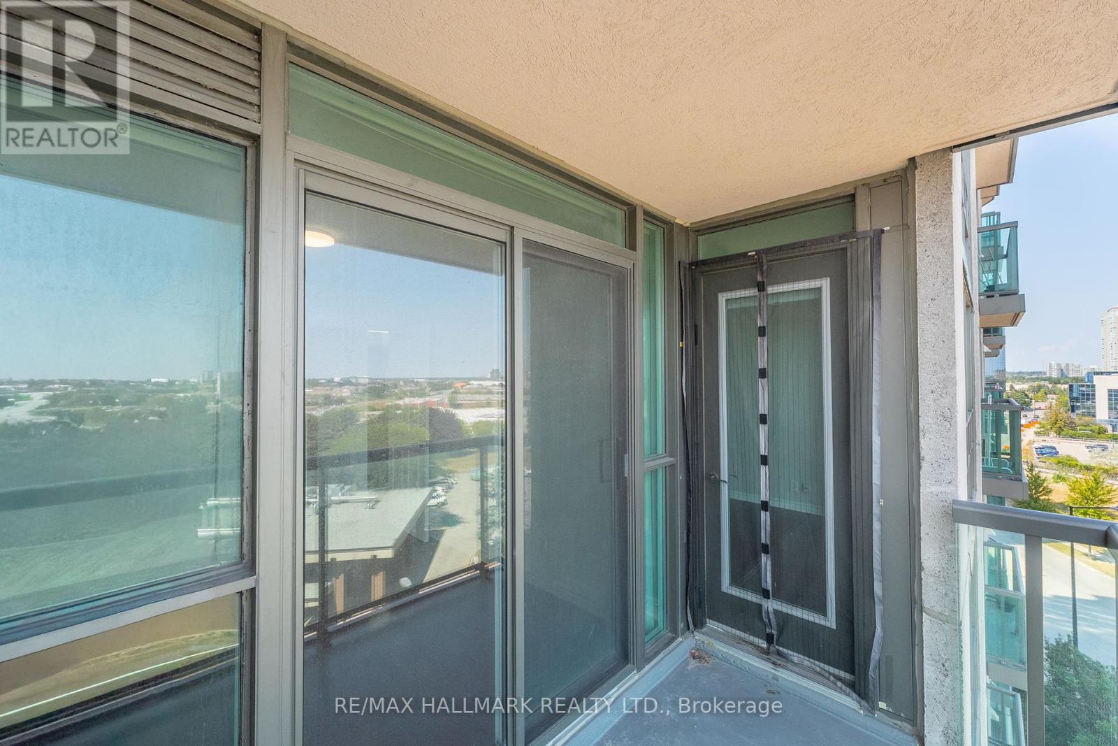 Photo 44 of 909 68 Grangeway Avenue, Toronto ON