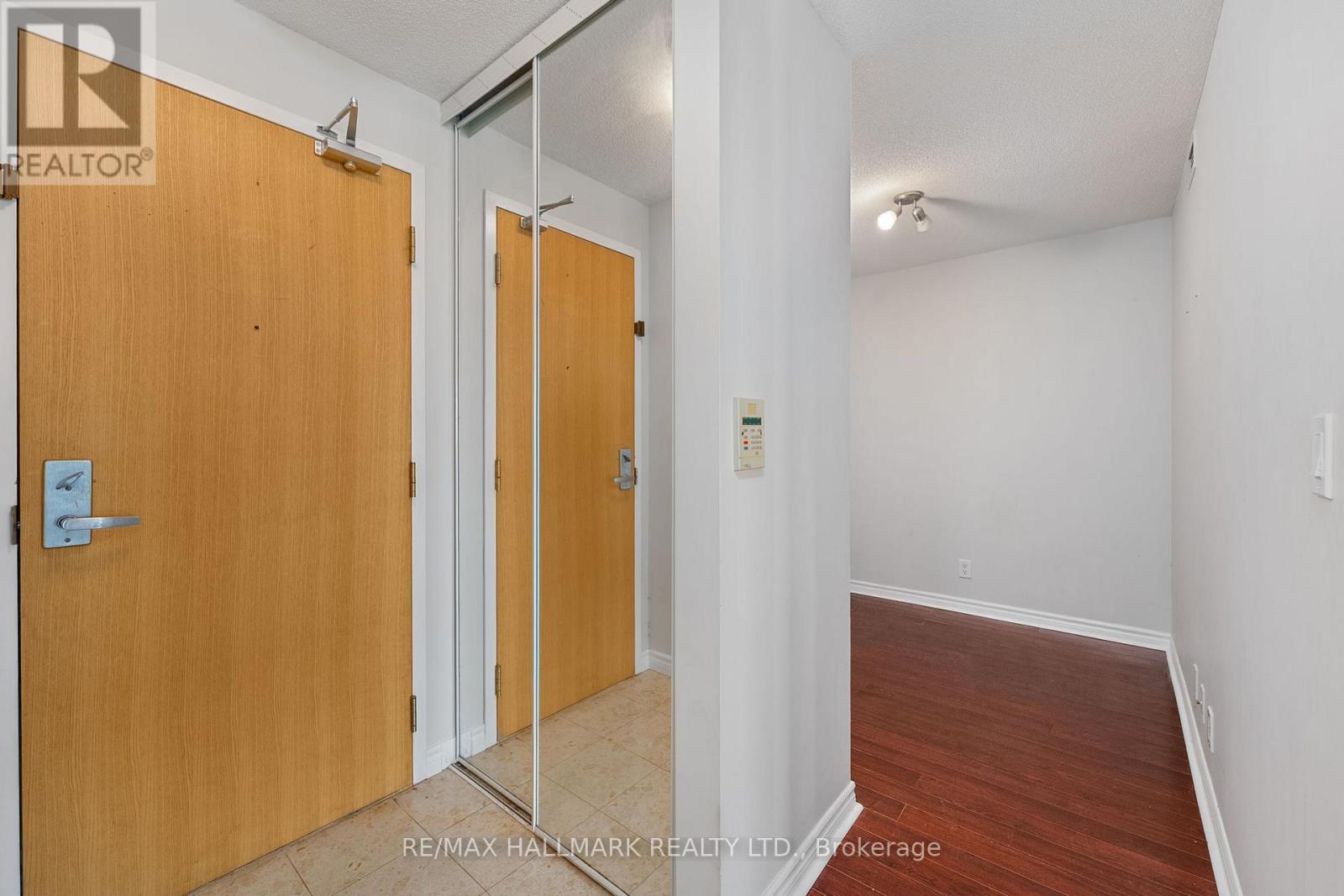 Photo 21 of 909 68 Grangeway Avenue, Toronto ON