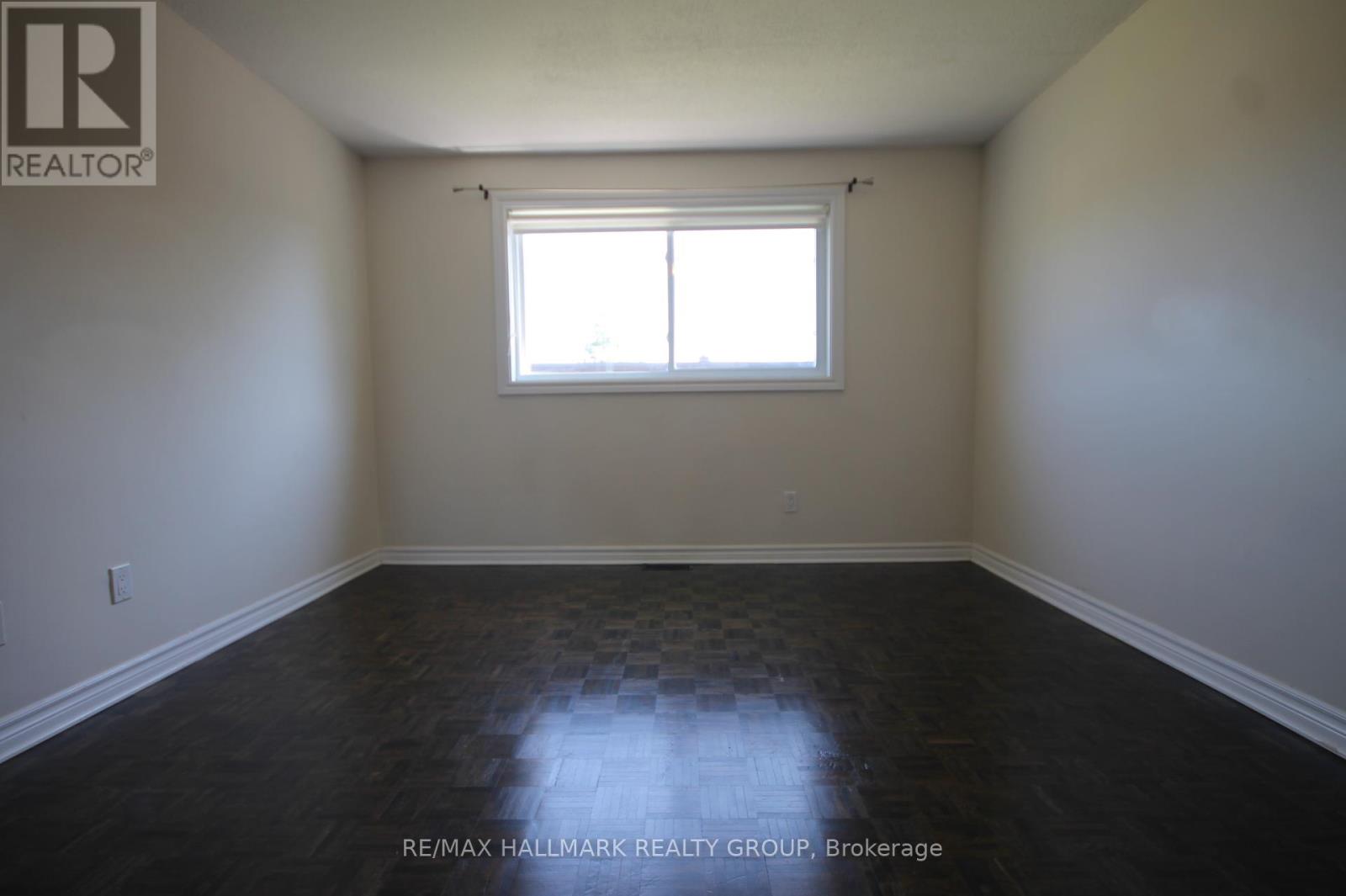 Photo 8 of 37 B Glenridge Road, Ottawa ON