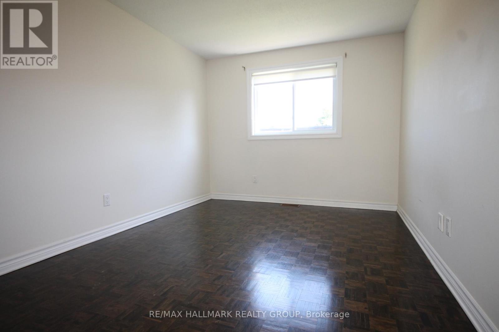Photo 19 of 37 B Glenridge Road, Ottawa ON