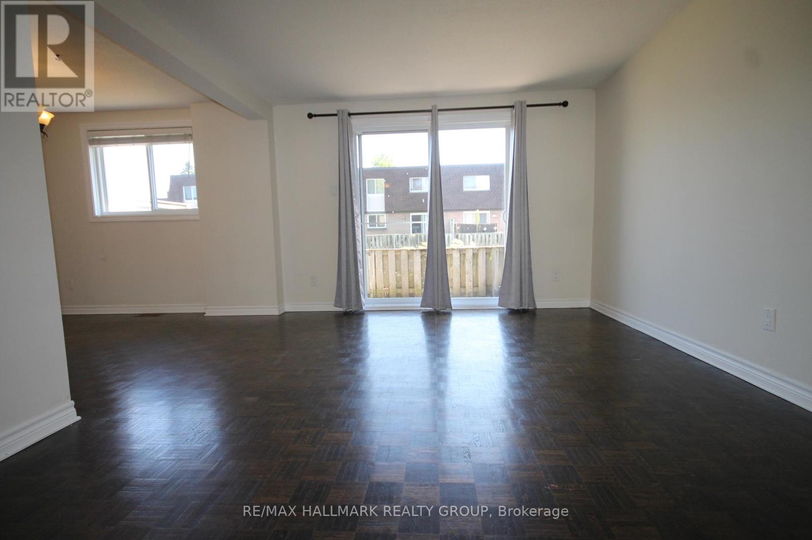 Photo 10 of 37 B Glenridge Road, Ottawa ON