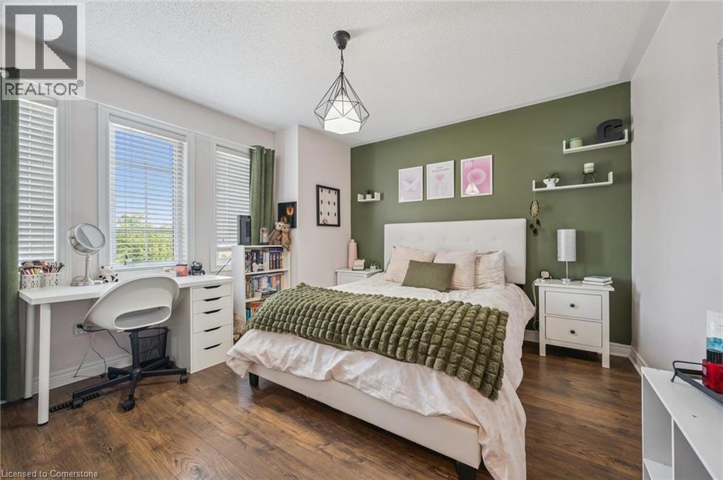 Photo 23 of 14 Joywill Court, Brampton ON