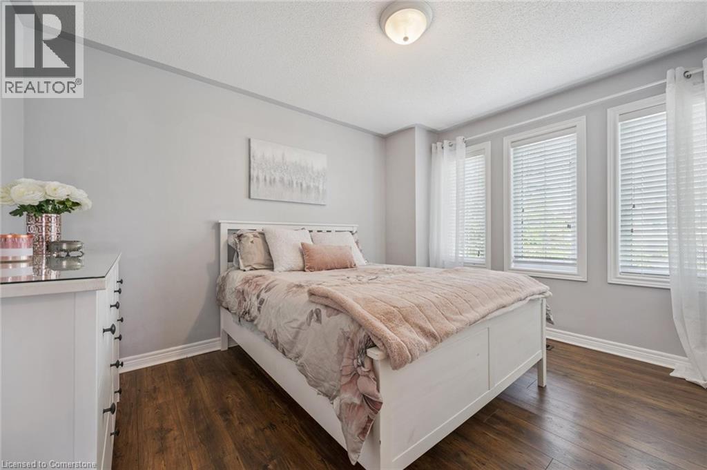 Photo 34 of 14 Joywill Court, Brampton ON