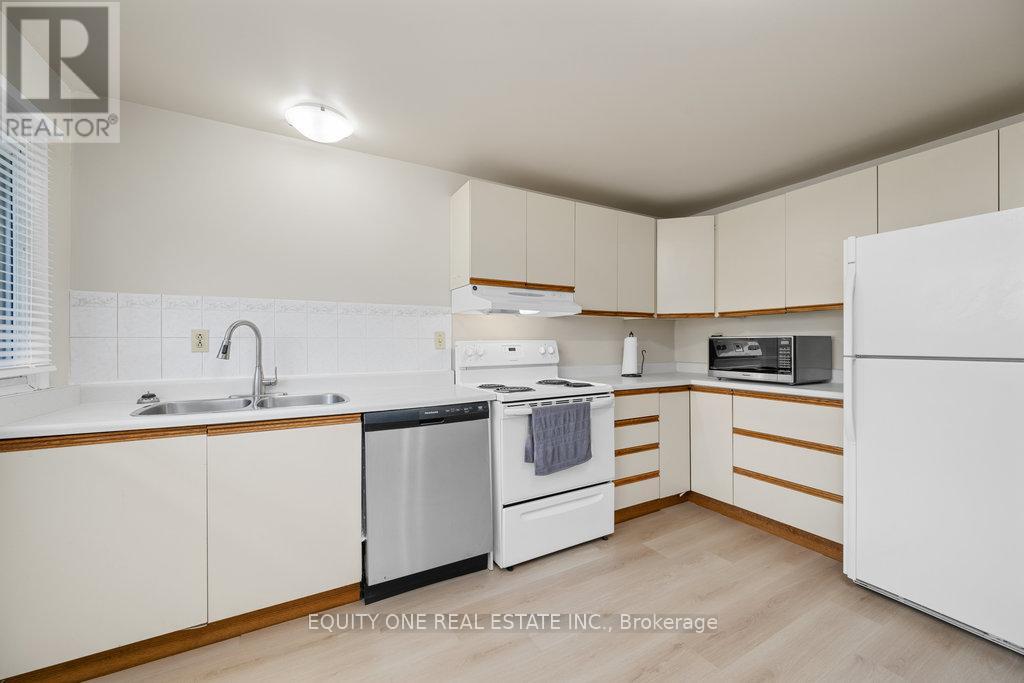 Photo 26 of 5 2 Bertona Street, Ottawa ON