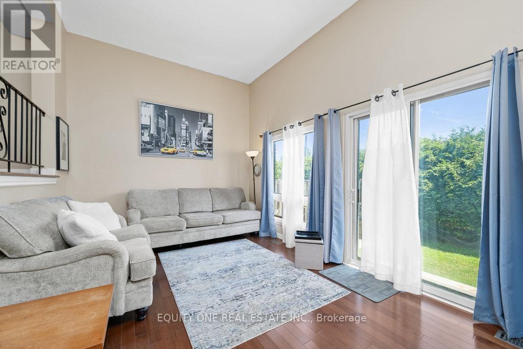 Photo 23 of 5 2 Bertona Street, Ottawa ON