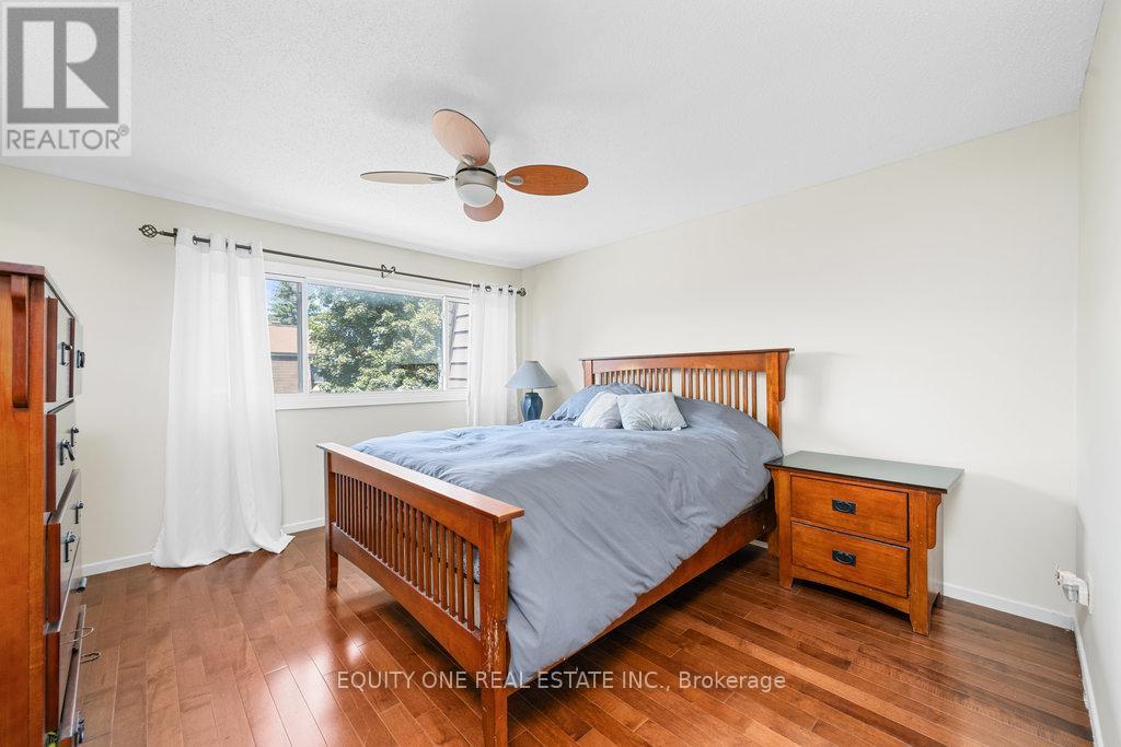 Photo 11 of 5 2 Bertona Street, Ottawa ON
