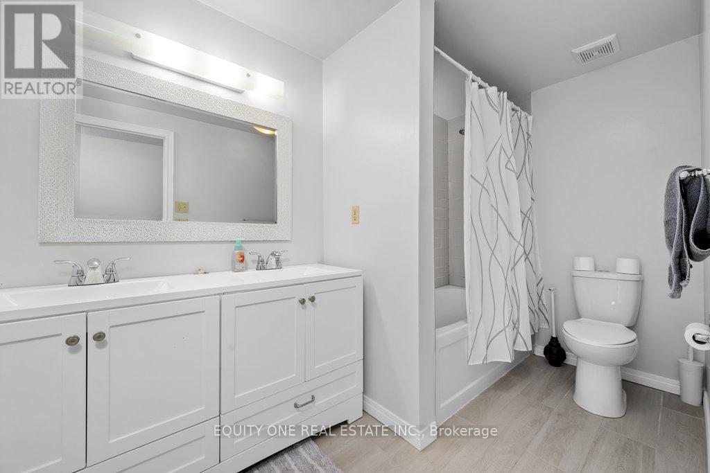 Photo 20 of 5 2 Bertona Street, Ottawa ON