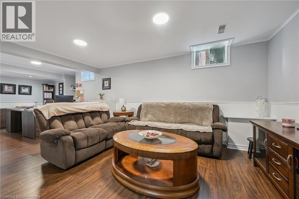 Photo 28 of 14 Joywill Court, Brampton ON