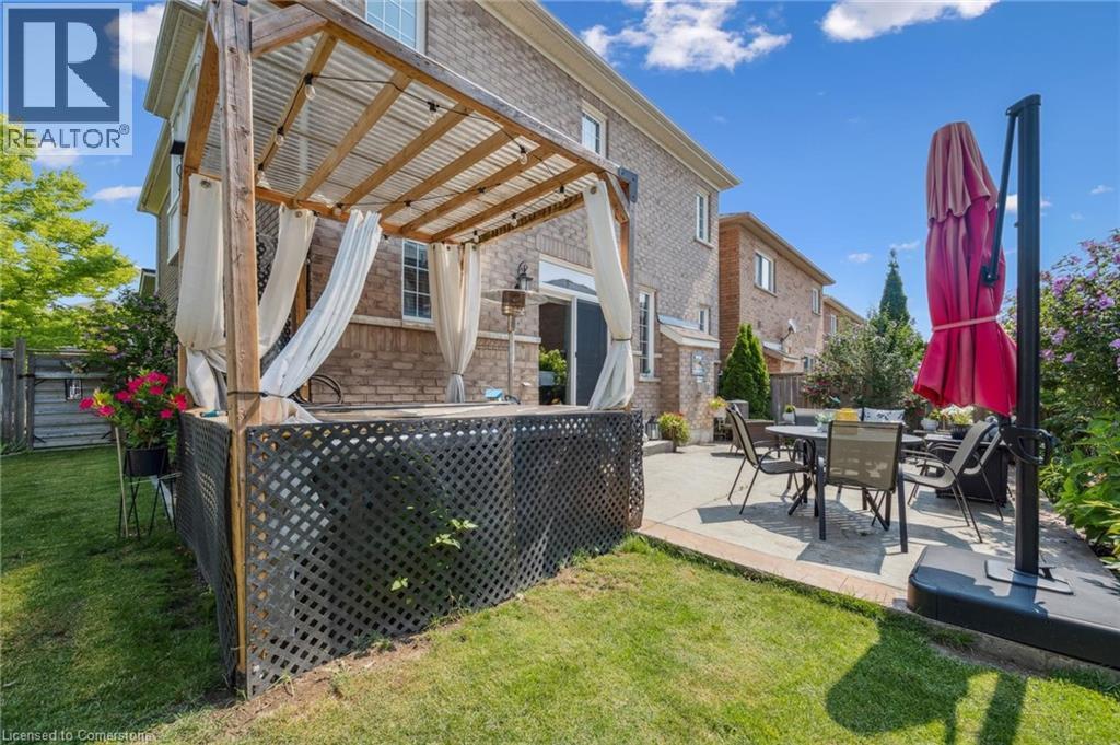 Photo 37 of 14 Joywill Court, Brampton ON