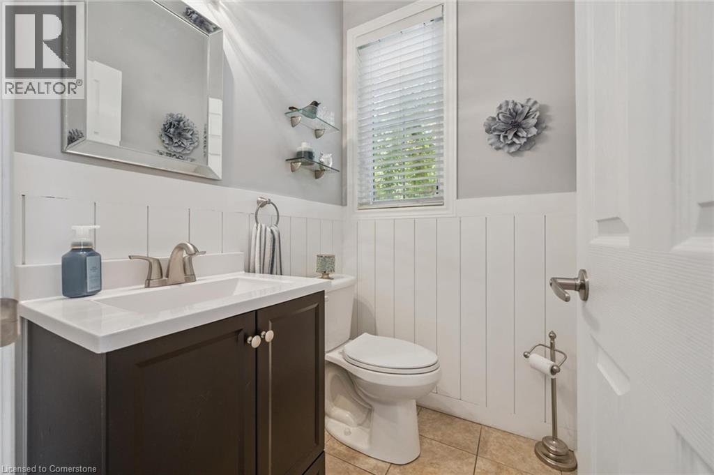 Photo 18 of 14 Joywill Court, Brampton ON