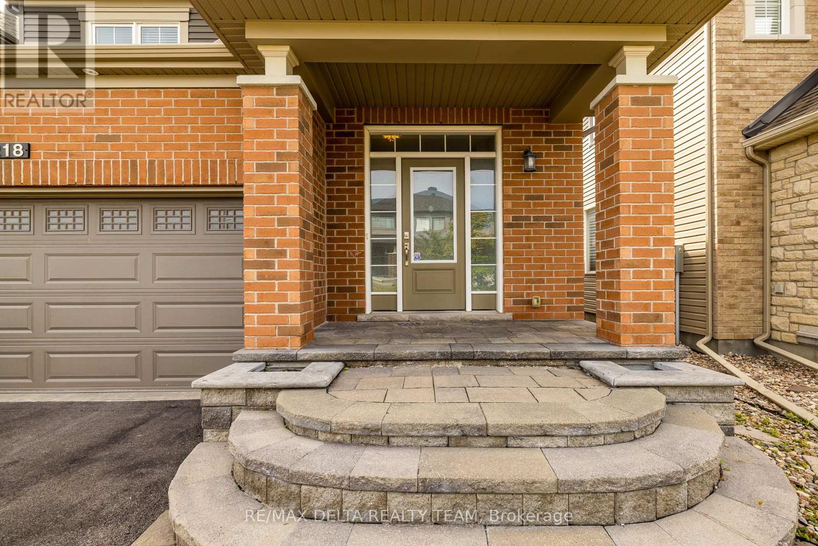 Photo 31 of 218 Enclave Walk, Ottawa ON