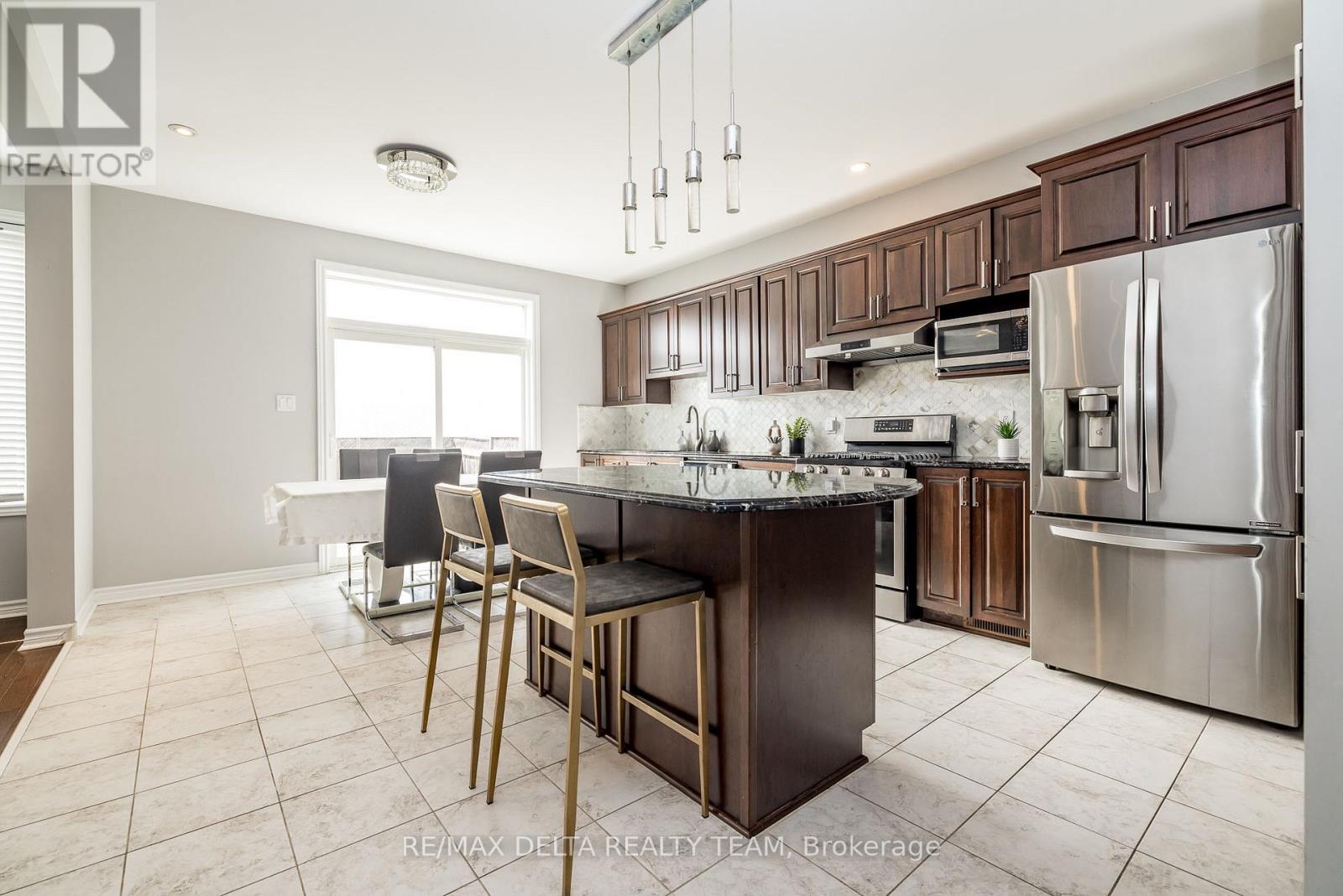 Photo 6 of 218 Enclave Walk, Ottawa ON