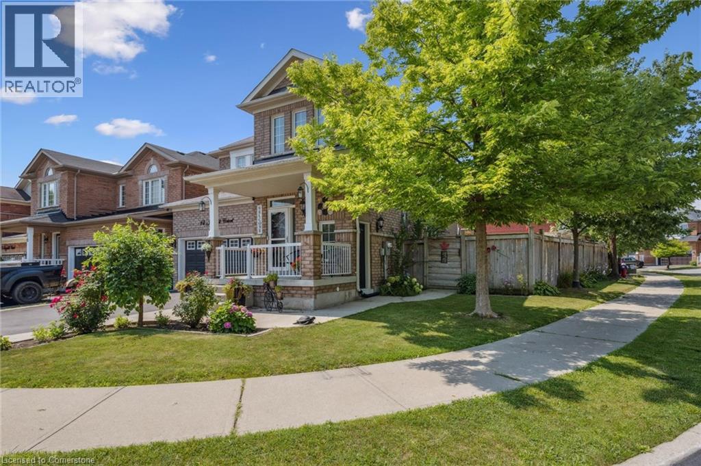 Photo 33 of 14 Joywill Court, Brampton ON