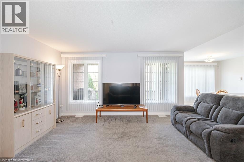 Photo 20 of 17 Lacorra Way, Brampton ON