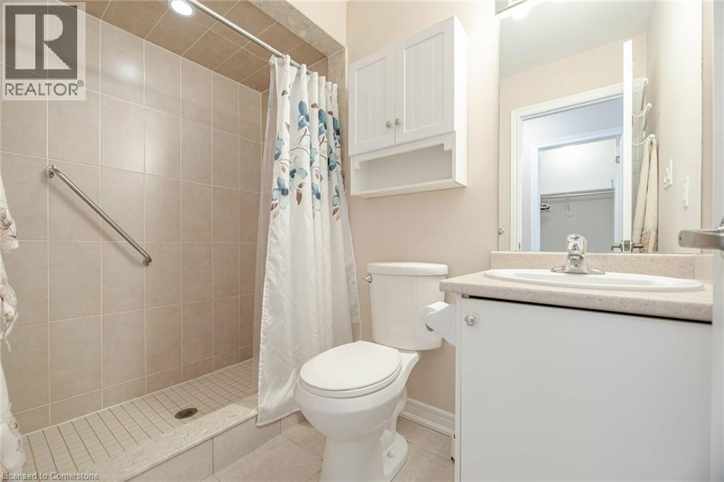 Photo 11 of 17 Lacorra Way, Brampton ON
