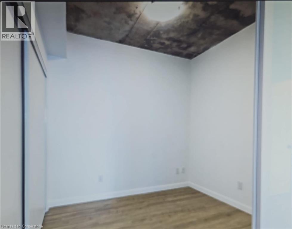 Photo 10 of 7 Erie Avenue Unit 712, Brantford ON
