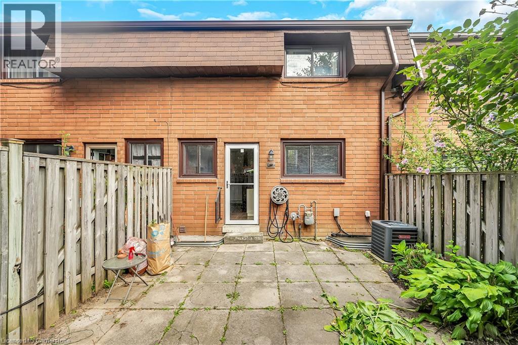 Photo 14 of 444 Stone Church Road, Hamilton ON