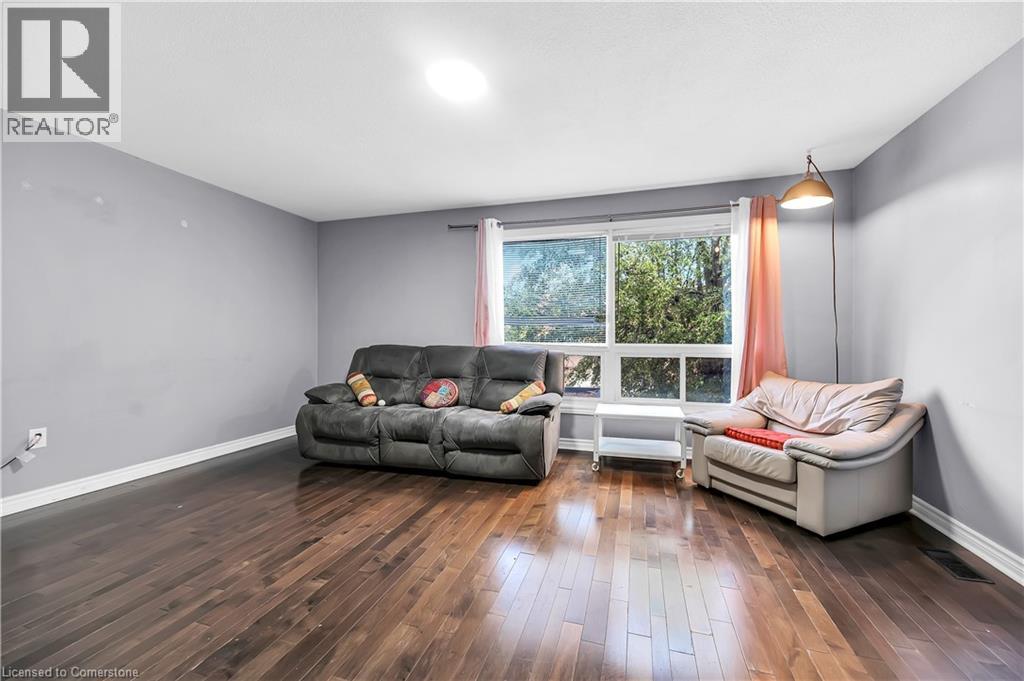 Photo 10 of 444 Stone Church Road, Hamilton ON