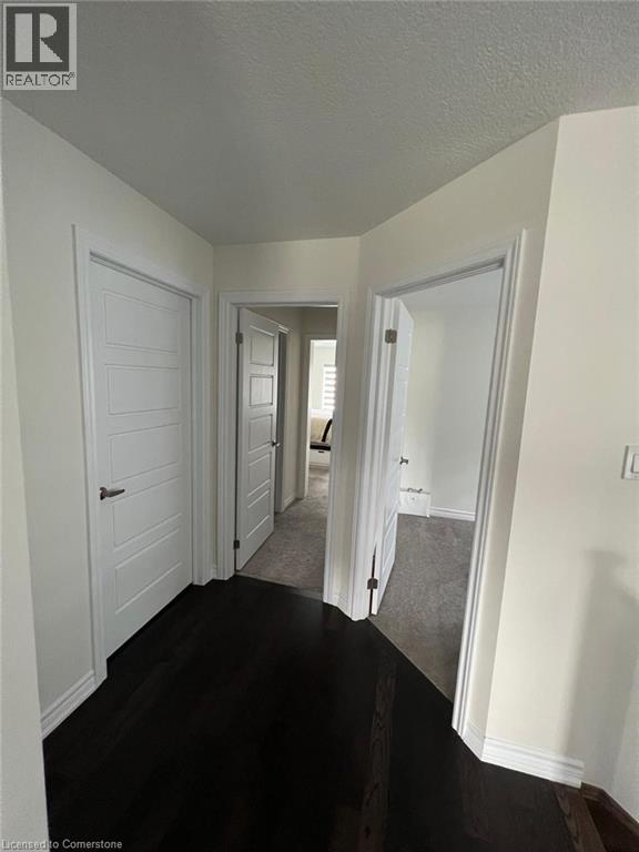 Photo 5 of 275 Gillespie Drive, Brantford ON