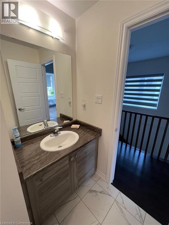 Photo 7 of 275 Gillespie Drive, Brantford ON