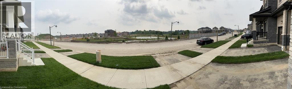 Photo 14 of 275 Gillespie Drive, Brantford ON