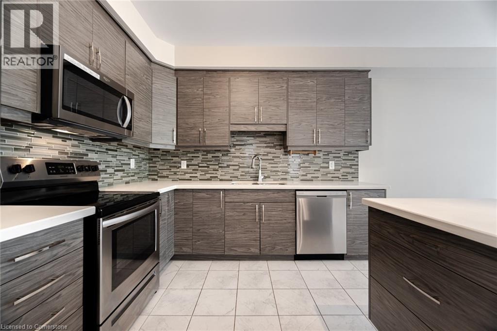 Photo 45 of 1 Tom Brown Drive Unit 23, Paris ON