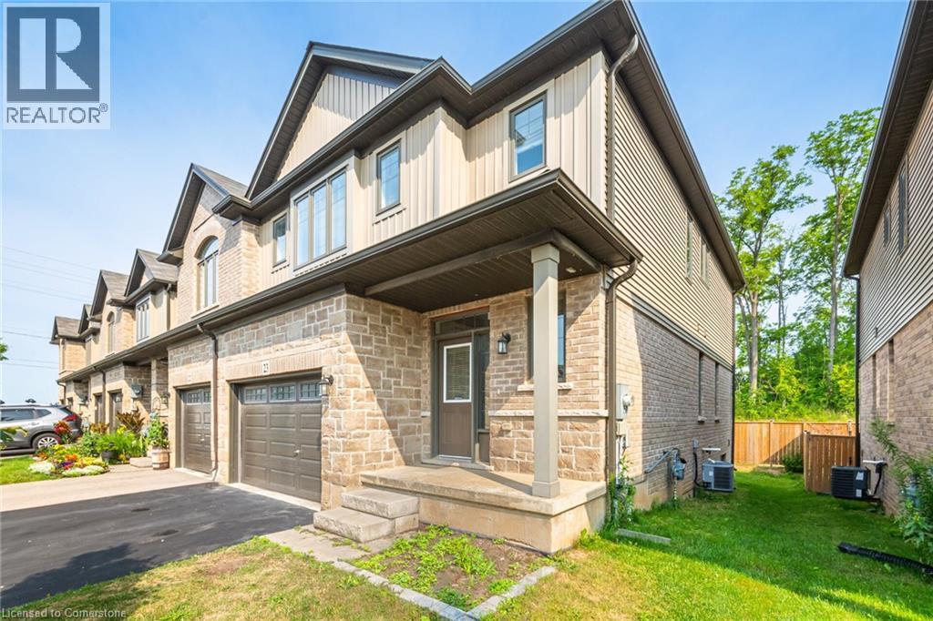 Photo 28 of 1 Tom Brown Drive Unit 23, Paris ON