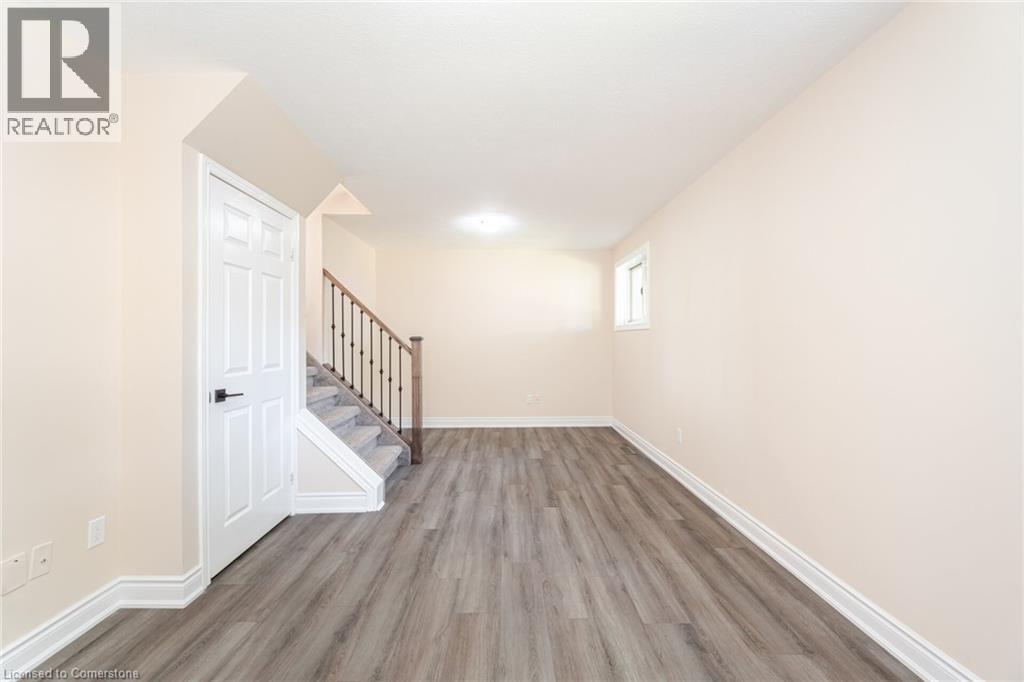 Photo 11 of 50 Albemarle Street, Brantford ON