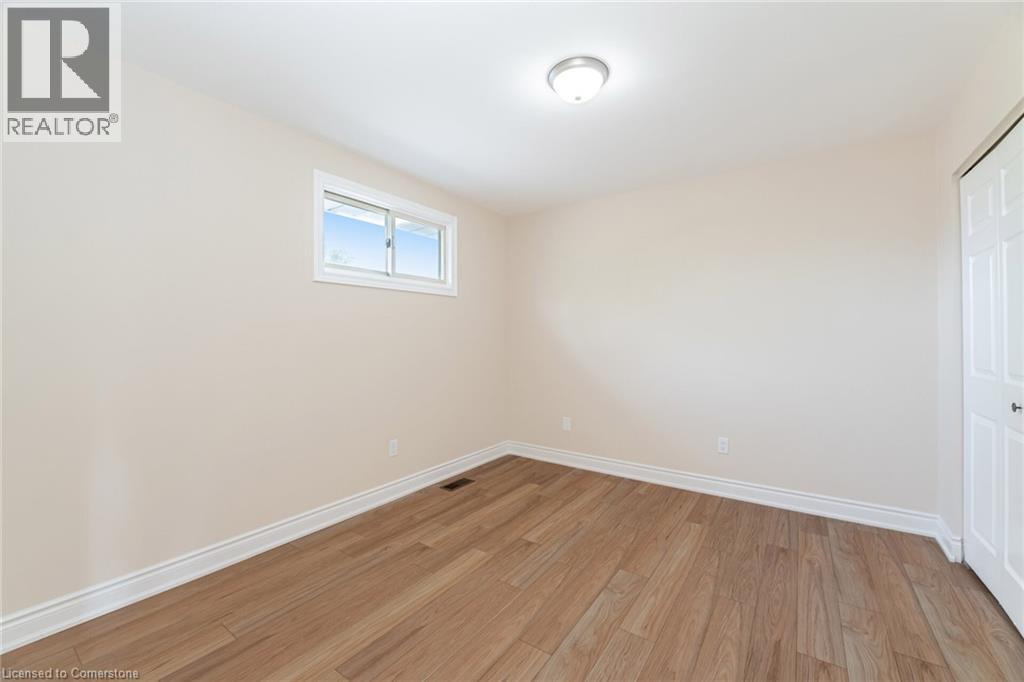 Photo 2 of 50 Albemarle Street, Brantford ON