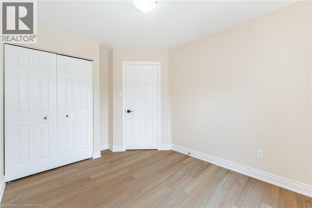 Photo 3 of 50 Albemarle Street, Brantford ON