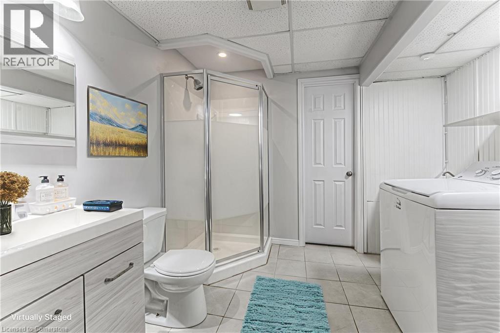 Photo 28 of 582 Drummerhill Crescent, Waterloo ON
