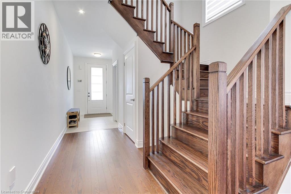 Photo 8 of 1404 Blackmore Street, Innisfil ON