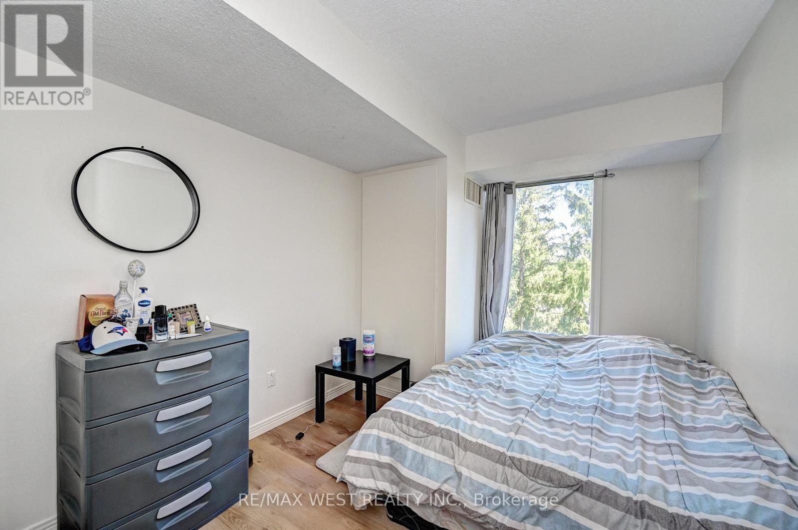 Photo 46 of 705 260 Sheldon Avenue N, Kitchener ON