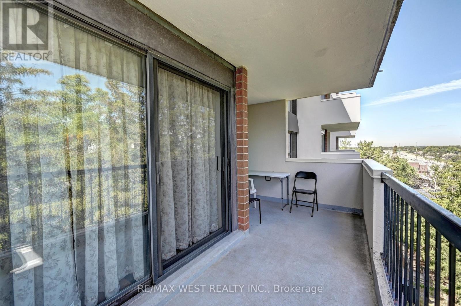 Photo 37 of 705 260 Sheldon Avenue N, Kitchener ON