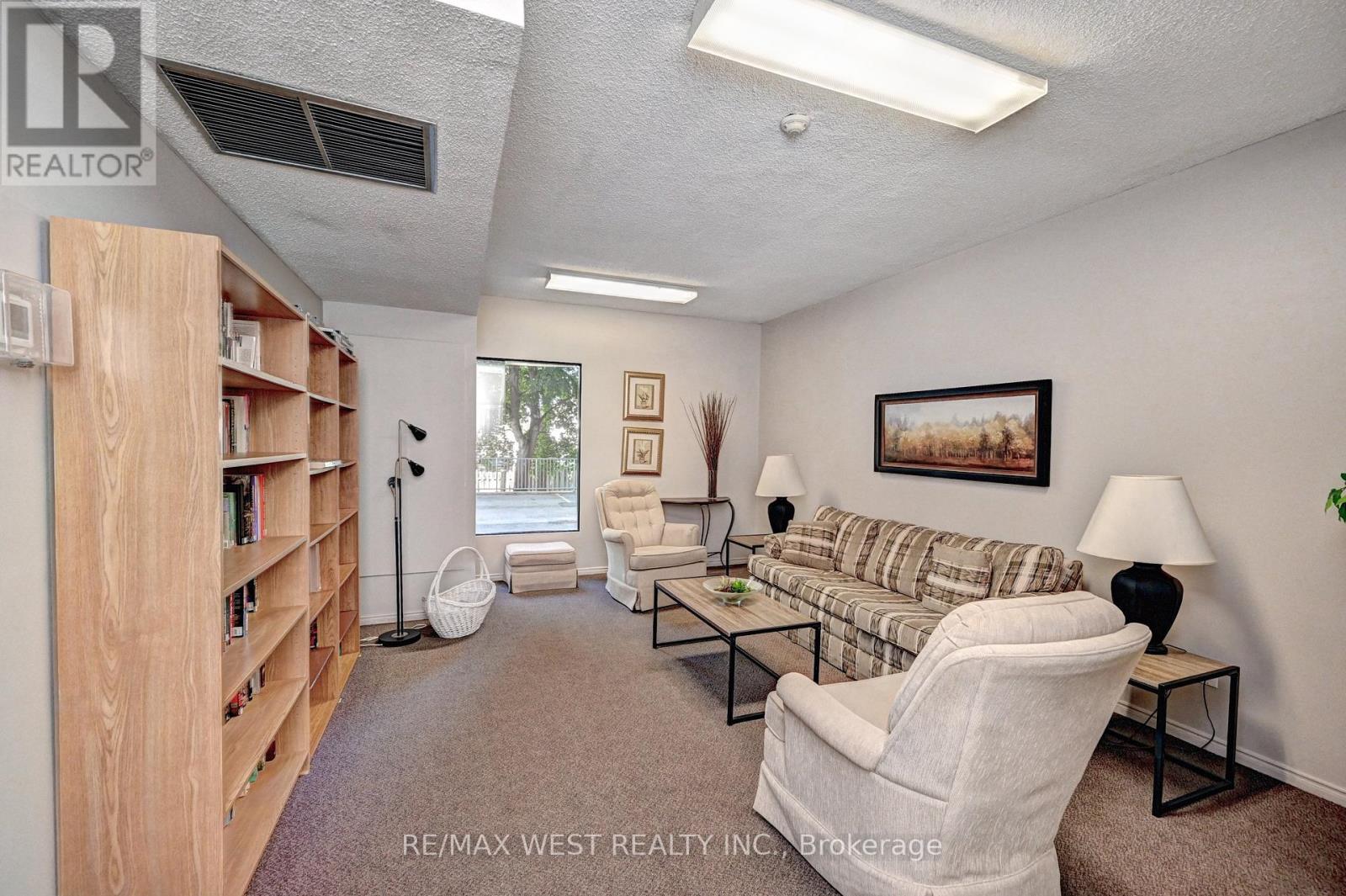 Photo 30 of 705 260 Sheldon Avenue N, Kitchener ON